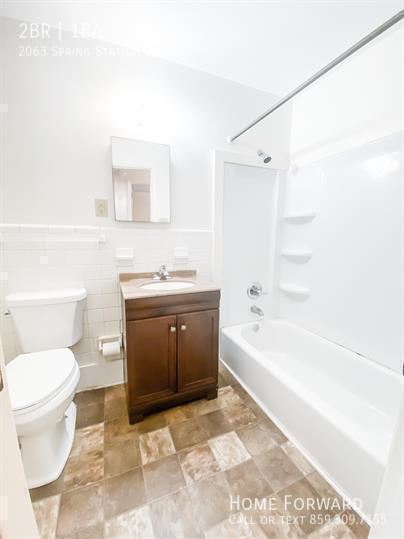 Building Photo - 2063 Spring Station Dr