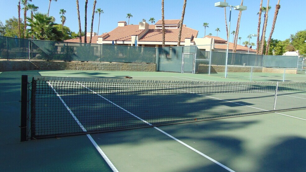 Building Photo - 35200 Cathedral Canyon Dr