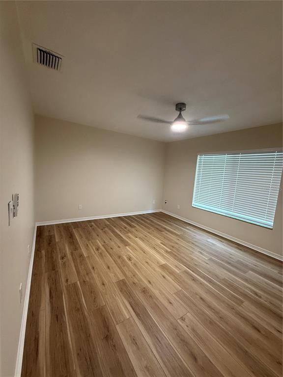 Building Photo - 5454 Bracken Ct