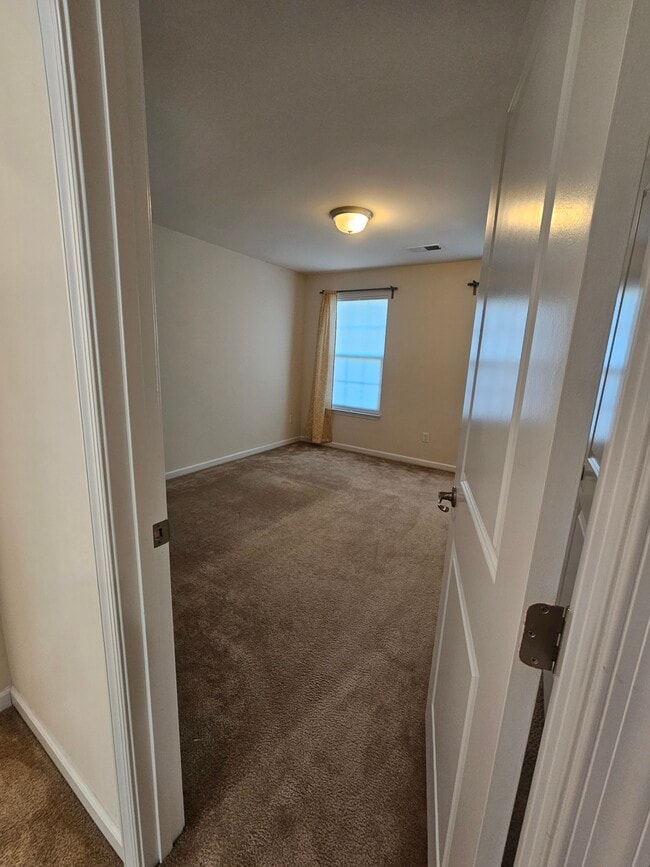 Building Photo - 308 Corday Ln