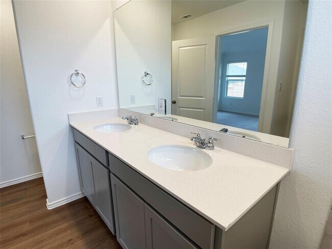 Building Photo - 1445 Marley