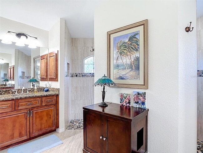 Building Photo - 263 Marker Rd