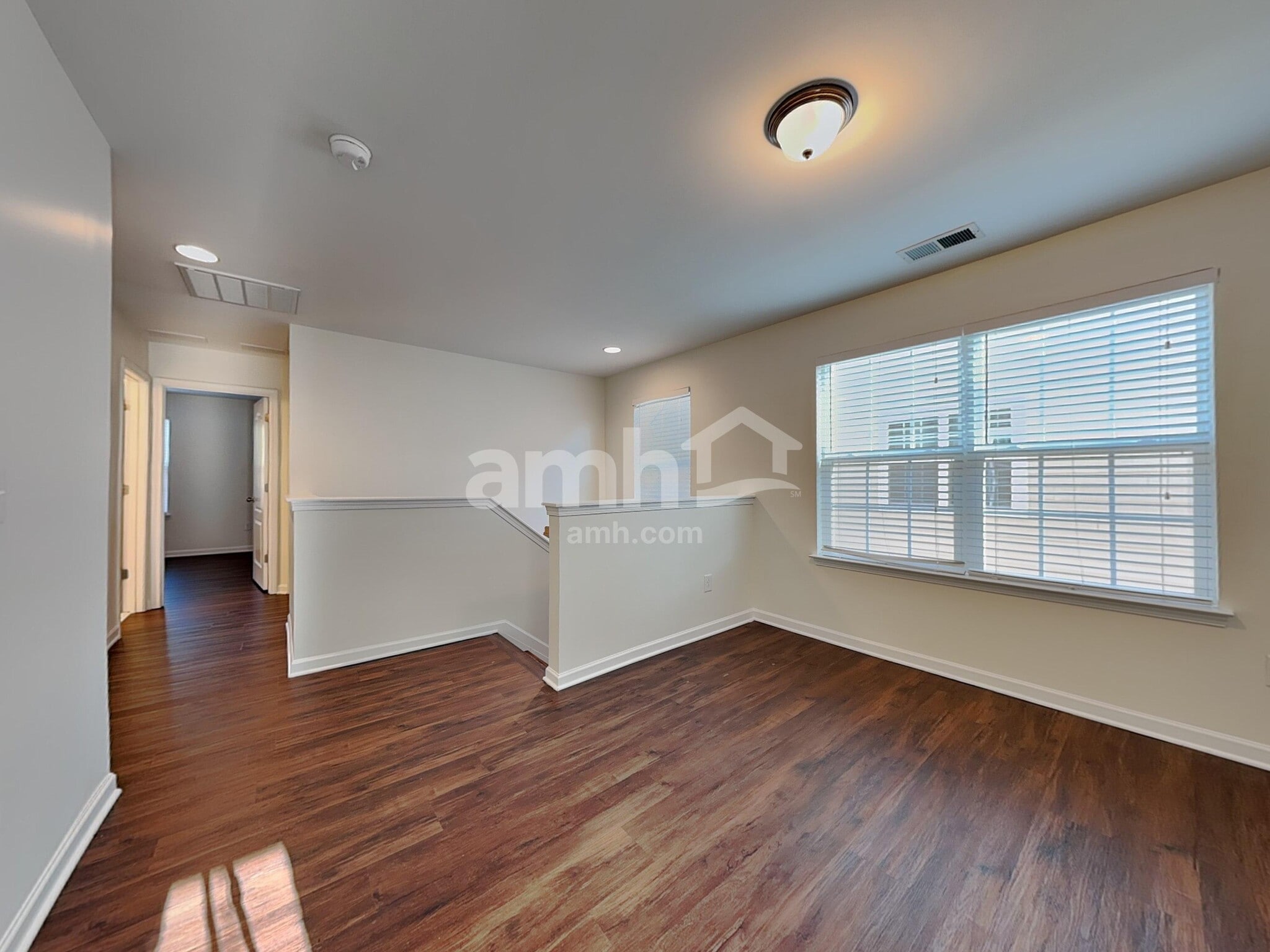 Building Photo - 128 Cherry Bark Dr