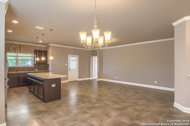 Building Photo - Stunning Home in Alamo Ranch Location!!