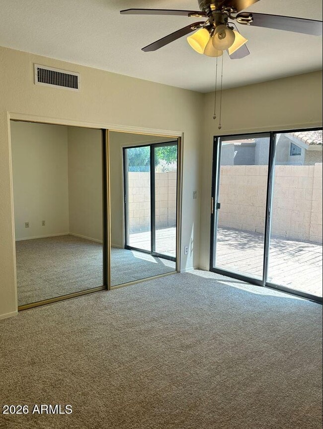 Building Photo - 2363 W Comstock Dr