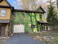 Building Photo - 30 Manatee Ct