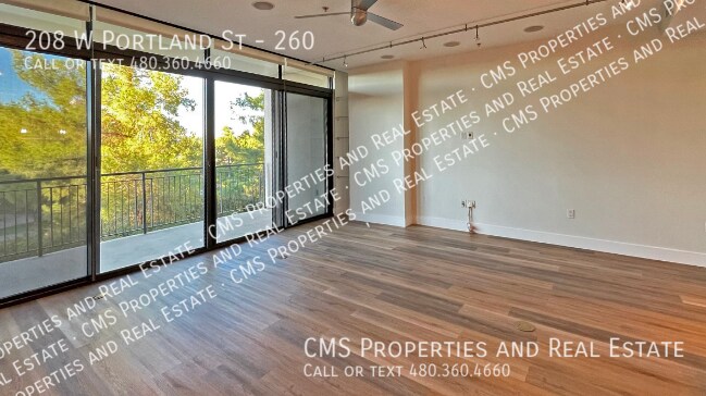 Building Photo - 208 W Portland St