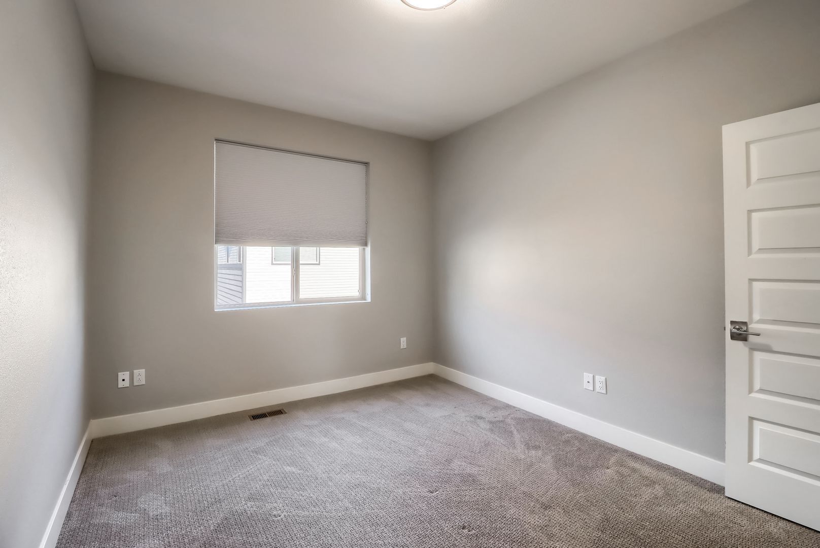 Building Photo - 12243 W Alameda Dr