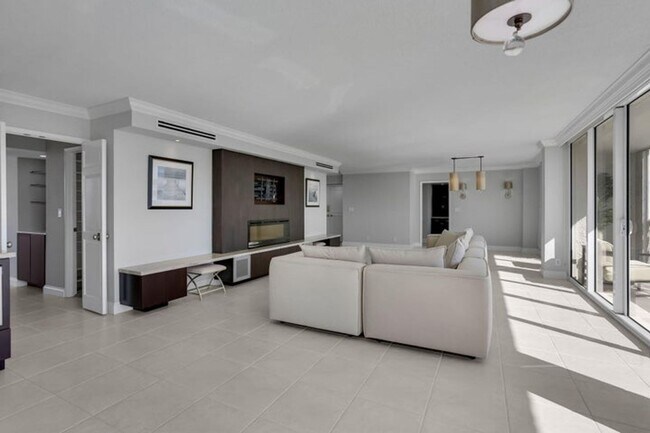 Building Photo - 1200 S Ocean Blvd