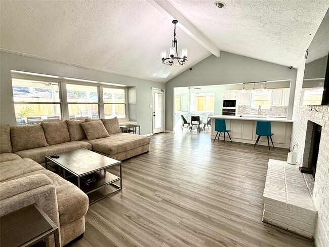 Building Photo - 16211 Townes Rd