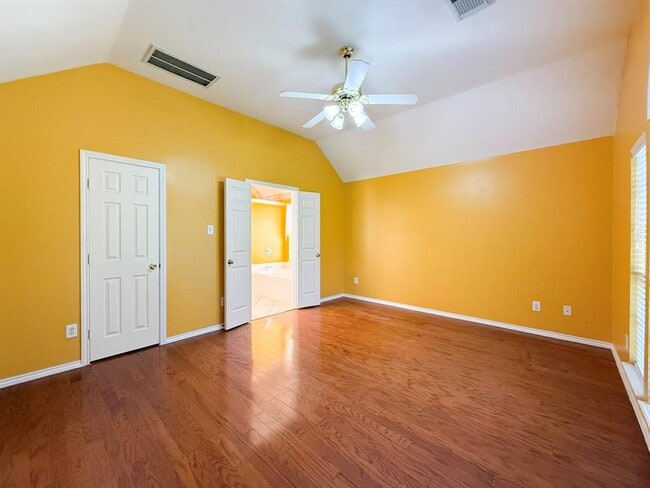 Building Photo - 2931 Quail Hawk Dr