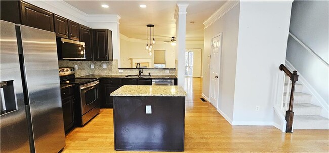 Building Photo - 2145 Meadow Peak Rd