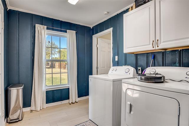 Building Photo - 910 Norton St