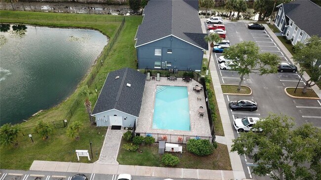Building Photo - 4338 Pershing Pointe Pl