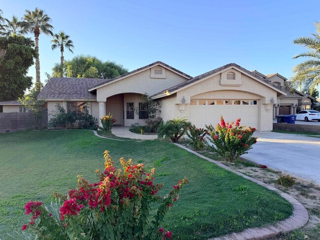 Primary Photo - 3905 W 18th St