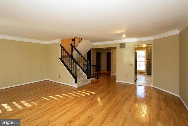 Building Photo - 153 Finale Terrace