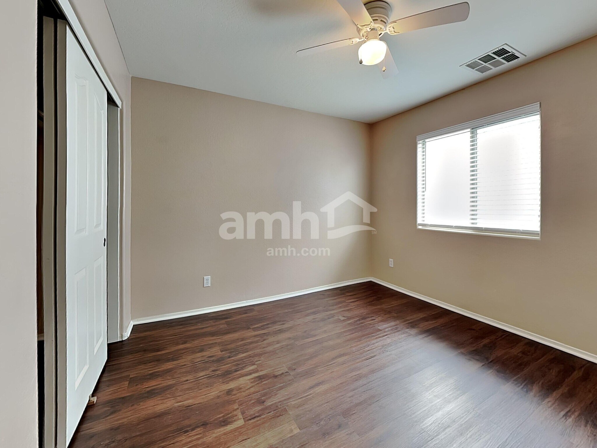 Building Photo - 3908 N 294th Ln