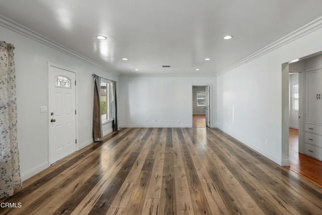 Building Photo - 1211 S Pine St