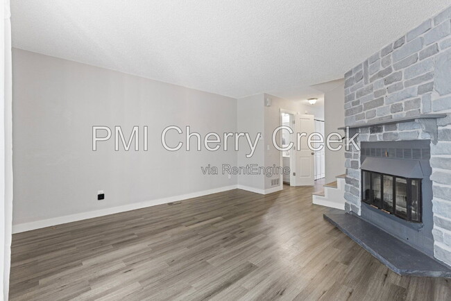 Building Photo - 1223 S Idalia St
