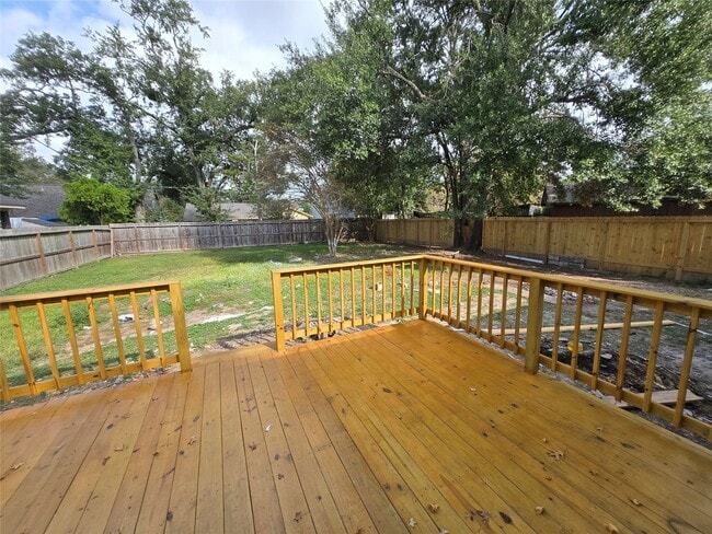 Building Photo - 10470 Alcott Dr