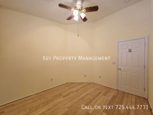 Building Photo - 9726 Tomorrow Ct