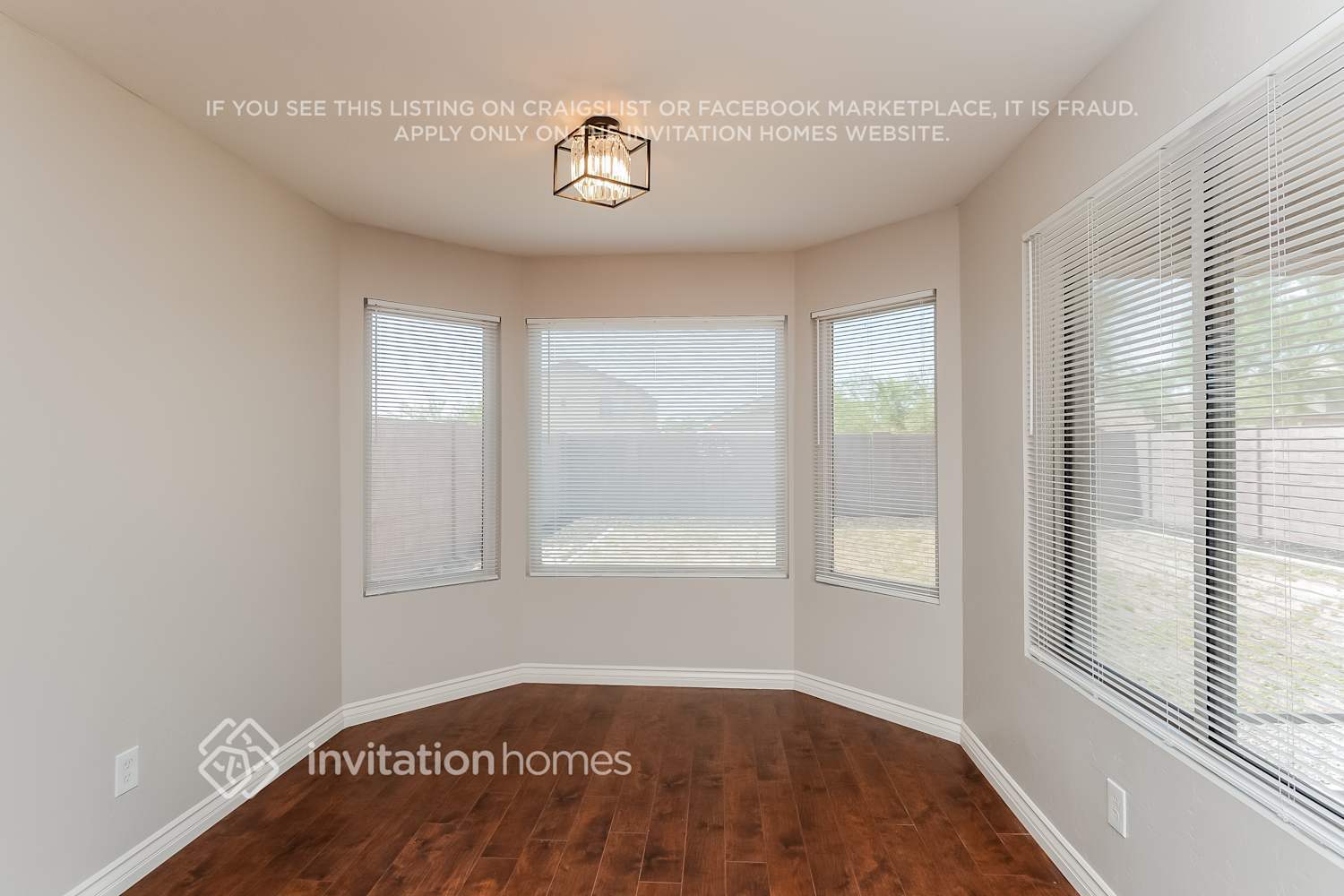 Building Photo - 136 S 111th St