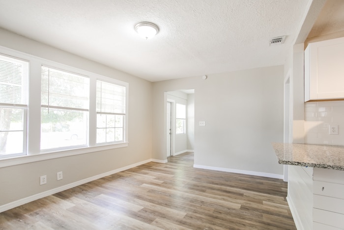 Building Photo - 3257 Liberty Cir
