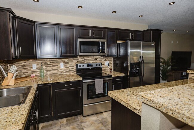 Building Photo - Your Year-Round Retreat in LHC!