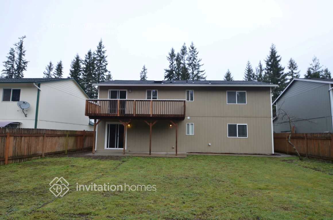 Building Photo - 4200 176th Pl NE