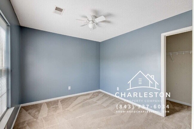 Building Photo - 222 Maypop Dr