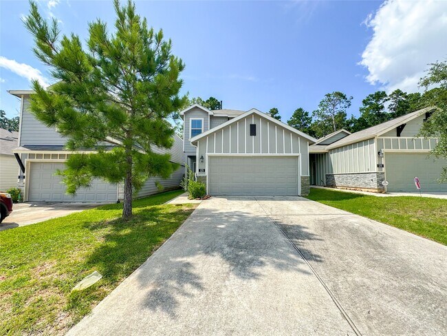Building Photo - 125 Camelot Pl Ct