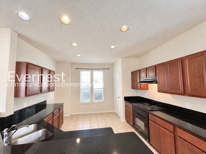 Building Photo - 7105 Cotton Seed Dr