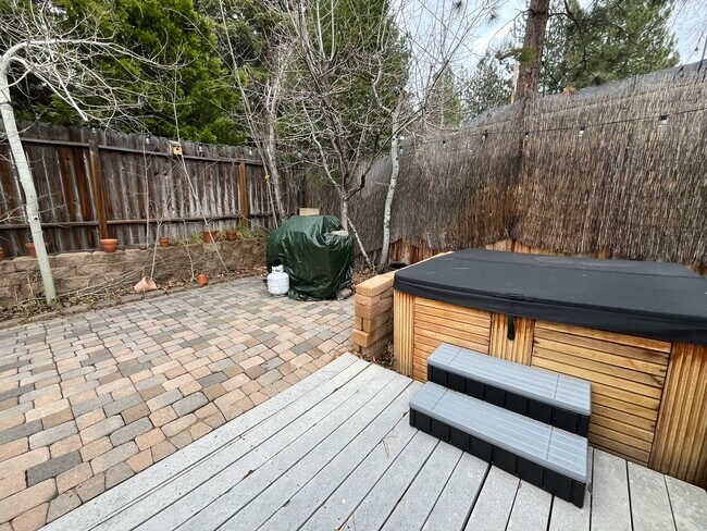 Building Photo - 3361 Heavenly Valley Rd