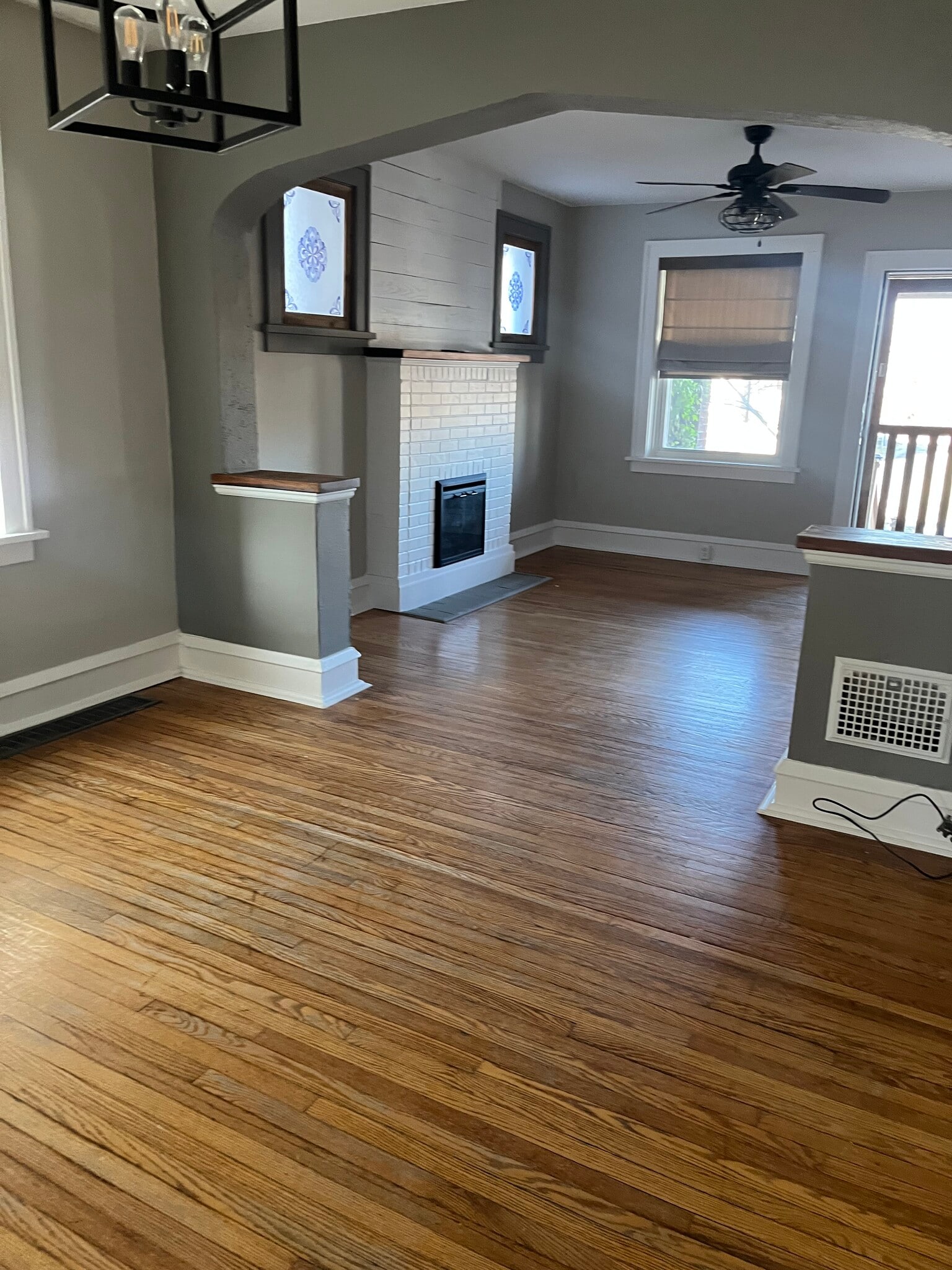 Living/dining room - 4940 Walsh St