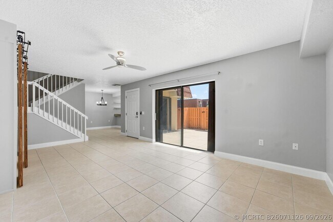 Building Photo - 236 Charter Way