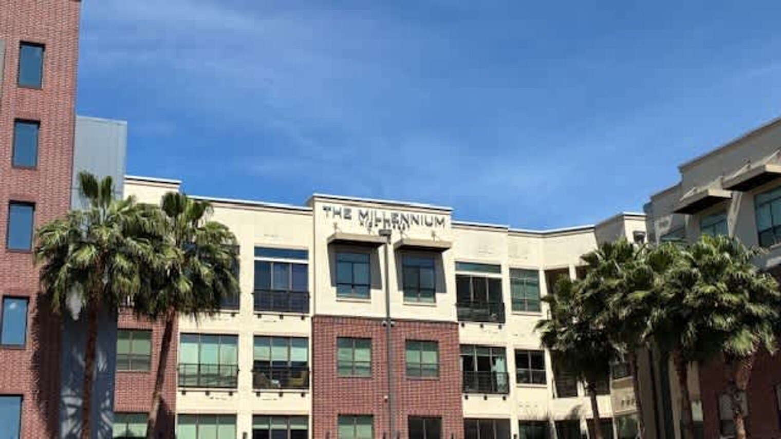 Building Photo - 4410 Westheimer Rd
