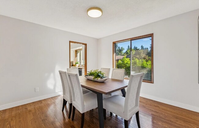 Building Photo - 2583 Pimlico Dr