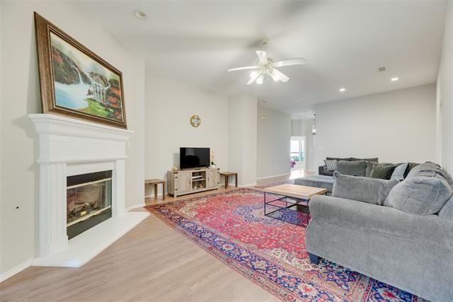 Building Photo - 2812 Hilcroft Ave
