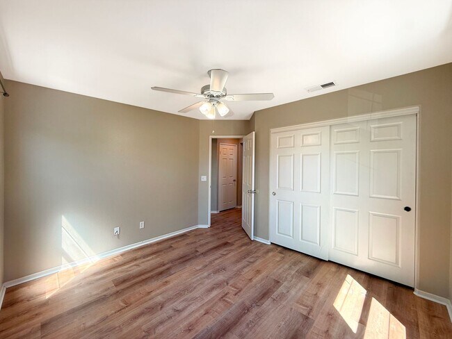 Building Photo - Spacious 4BR/2.5BA Home in Otay Ranch – Av...