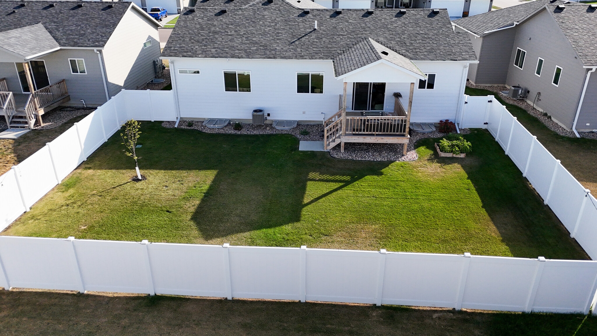 Building Photo - 5513 S Dubuque Ave