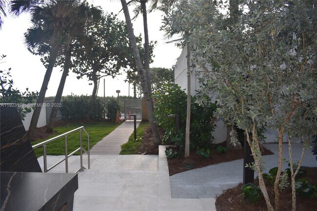 Building Photo - 6365 Collins Ave