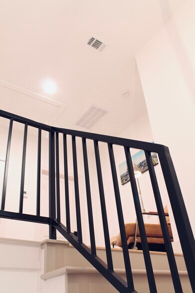 Building Photo - 12204 Hairston Cir