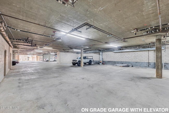 Building Photo - 1256 E Main St