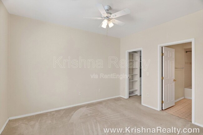Building Photo - 1175 NE 64th Ln