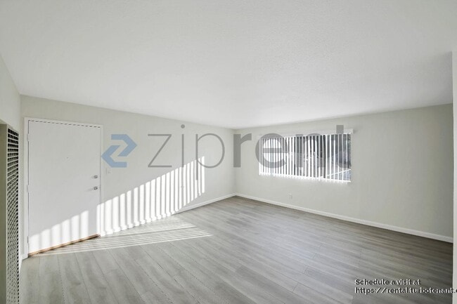 Building Photo - 1621 Gish Ave