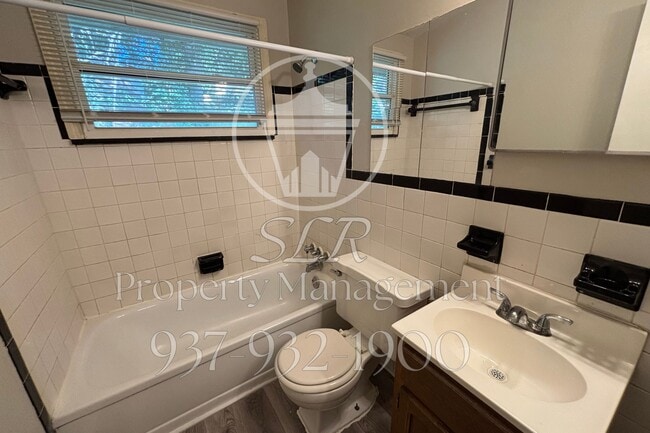 Building Photo - 3222 Athens Ave