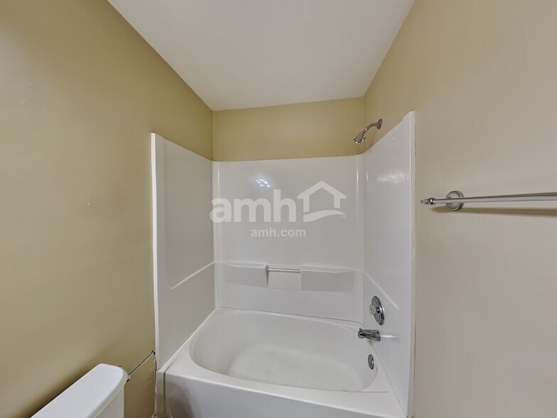 Building Photo - 7860 Keepsake Ln