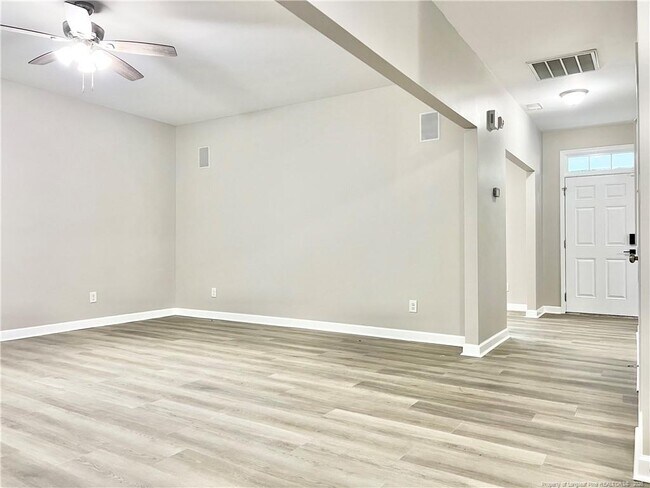 Building Photo - 1523 Rough Rider Ln