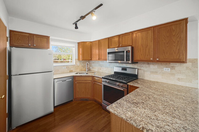 Building Photo - 417 Richmond Ct