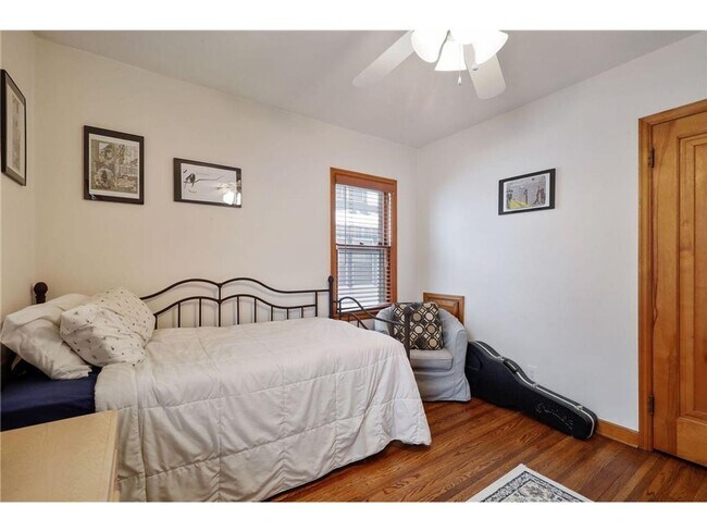 Building Photo - SINGLE FAMILY HOME! 3 CAR GARAGE BLOCKS FROM CAMDEN + NORTHEAST MPLS!